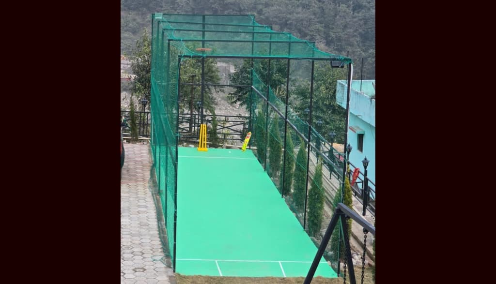 Private Cricket Pitch Net